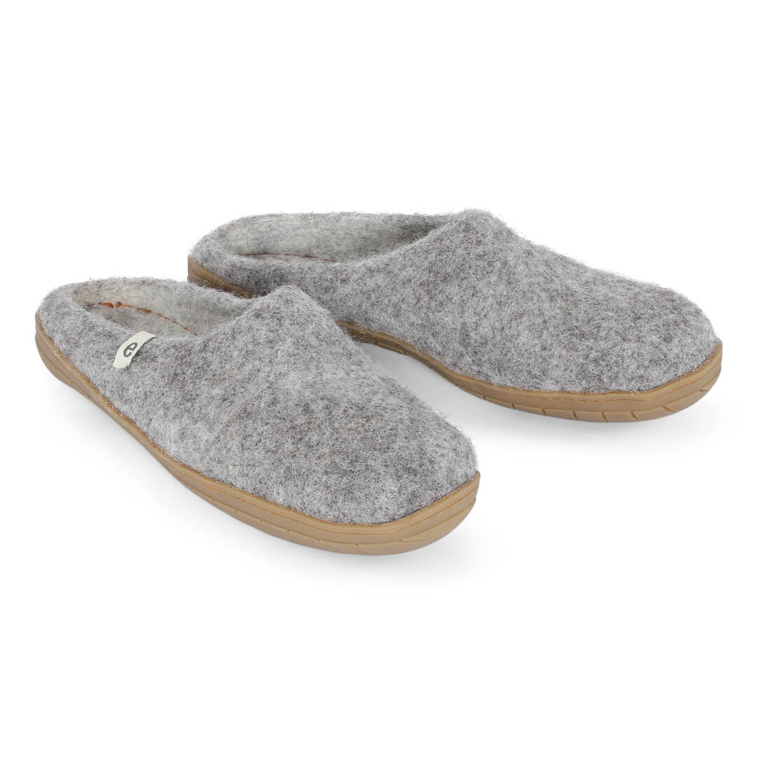 Egos Filzpantoffeln mit Gummisohle in natural grey, natürliches grau - Scandista.ch