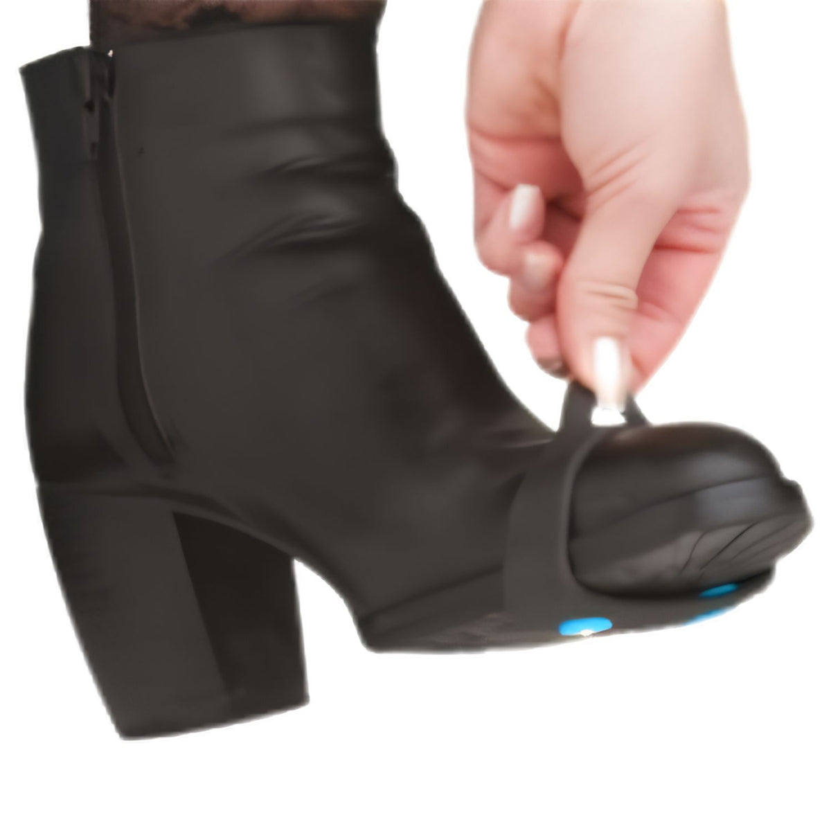 Nordic Grip Mini Eiskrallen finden in jeder Handtasche Platz